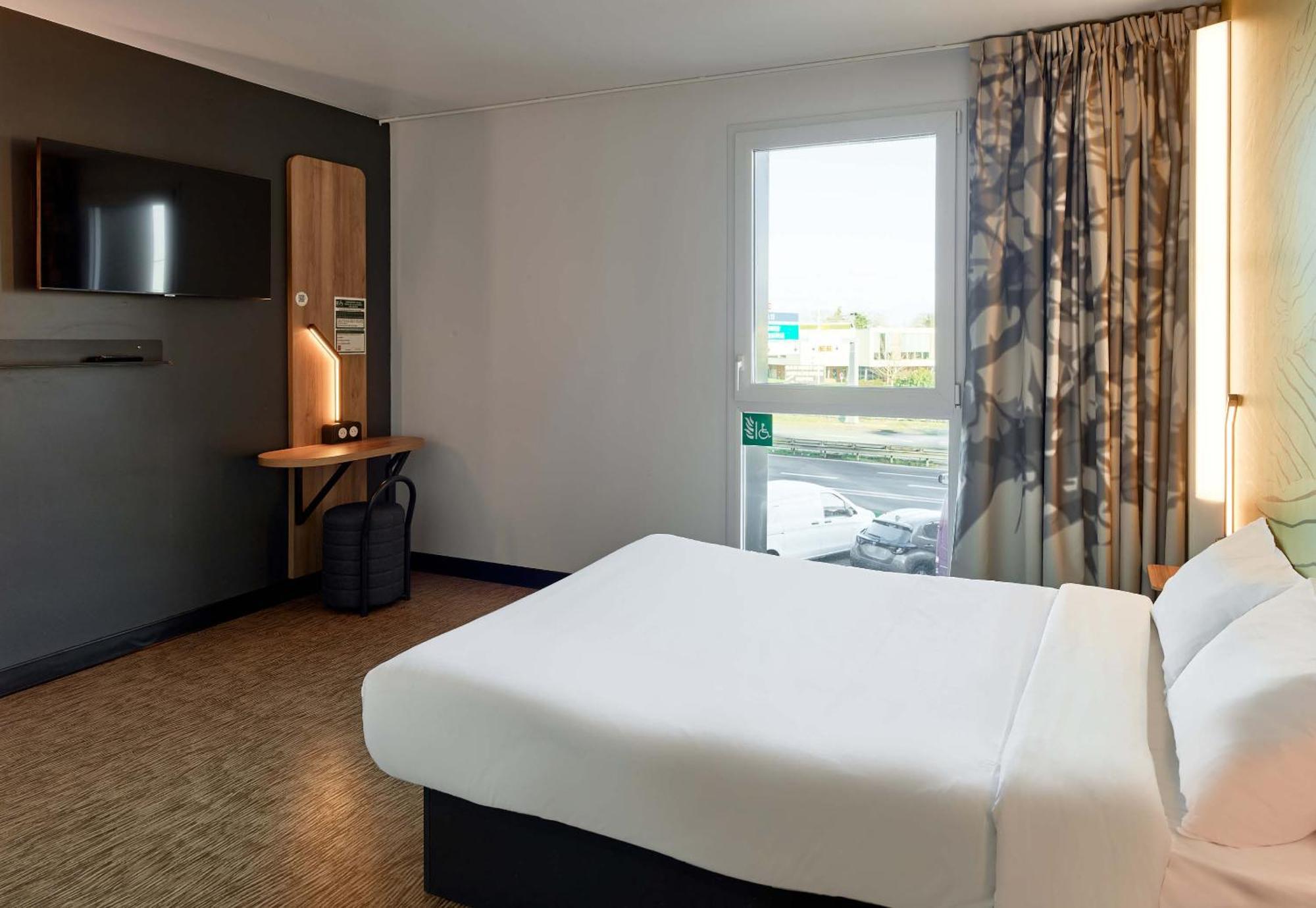 B&B Hotel Le Port Marly Saint Germain En Laye 외부 사진